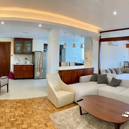 Modern 2 Bed Large Close To Of Cyprus And Hospital