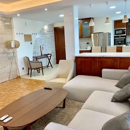 Modern 2 Bed Large Apartament *