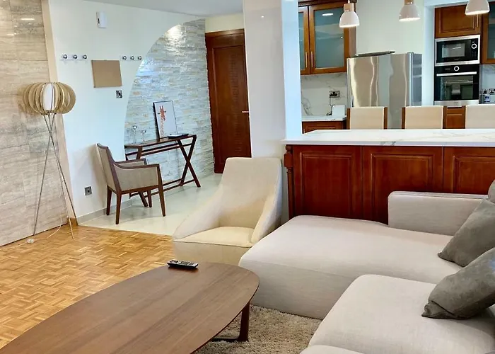 Modern 2 Bed Large Apartmán *