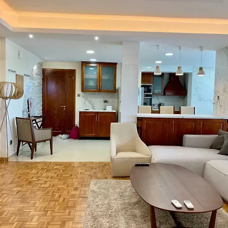 Lejlighed Modern 2 Bed Large *
